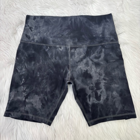 🍋Lululemon Align Short 8” *Diamond Dye Pitch Grey Graphite Grey Size 10 Nulu